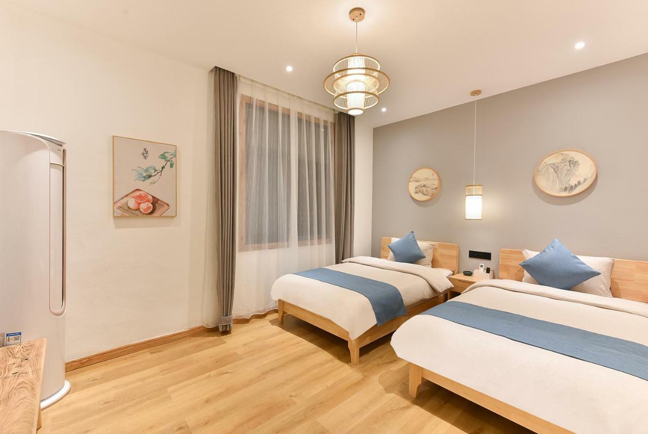 Yifangyan - Tingyuan Qingshe Hostel Fenghuang Zewnętrze zdjęcie