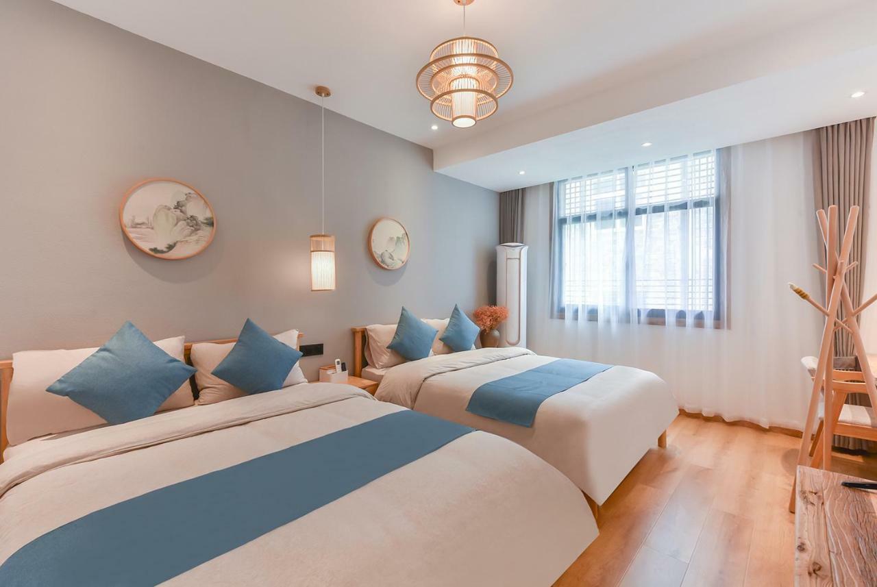 Yifangyan - Tingyuan Qingshe Hostel Fenghuang Zewnętrze zdjęcie
